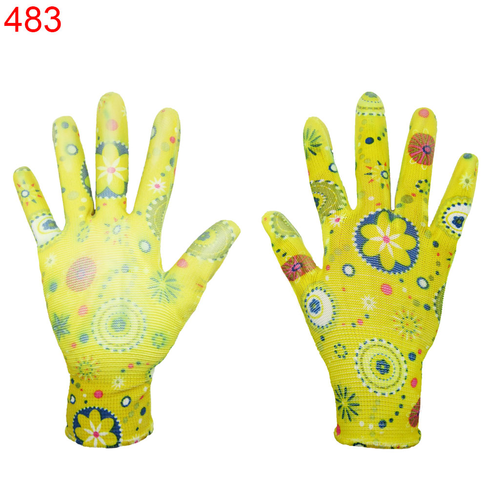 Жълти с цветя